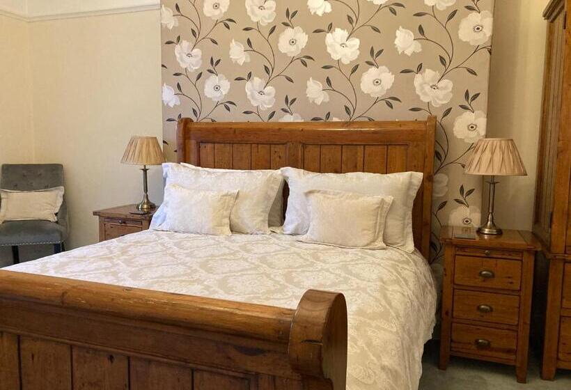 Standard-huone, The Corner House Bed & Breakfast