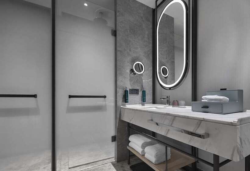 스탠다드 룸 킹사이즈 침대, Hilton Garden Inn Zhuhai Hengqin Sumlodol Park