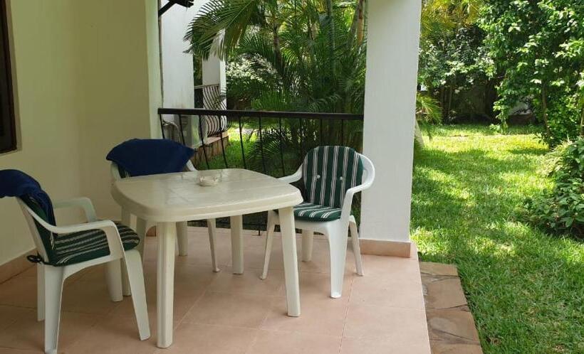 اتاق استاندارد با تخت بزرگ, Woburn Residence Club