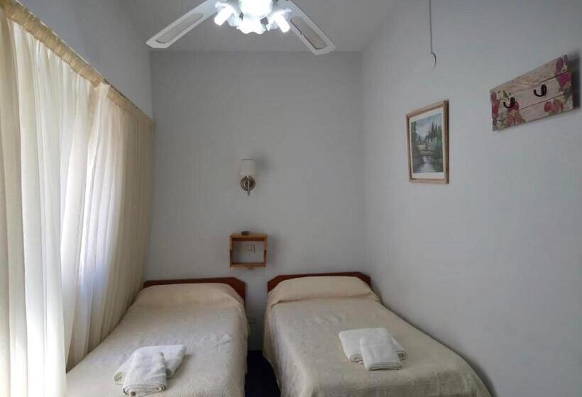 スタンダードルーム, Frasi S