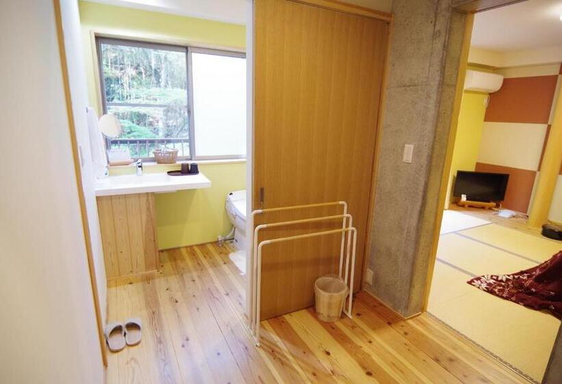 バス共有のスタンダードルーム, Misenkan