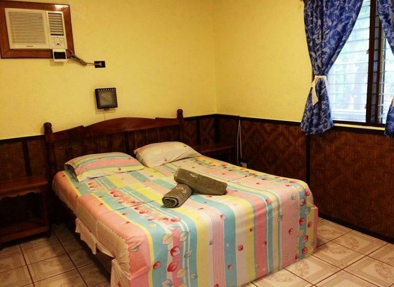 اتاق لوکس با چشمانداز باغ, Love's Beach & Dive Resort