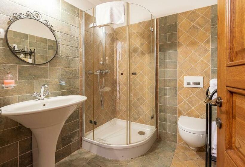 Семейный Номер, Casa Kraus