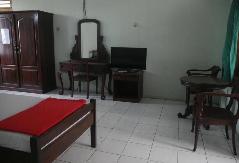 Номер Deluxe, Garuda Syariah Near Alun Alun Banjarnegara