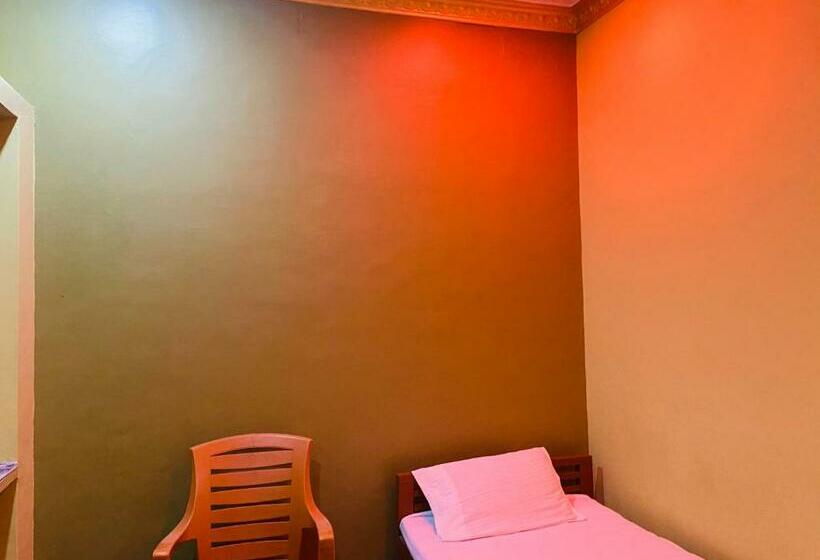 חדר דלוקס יחיד, Nishi