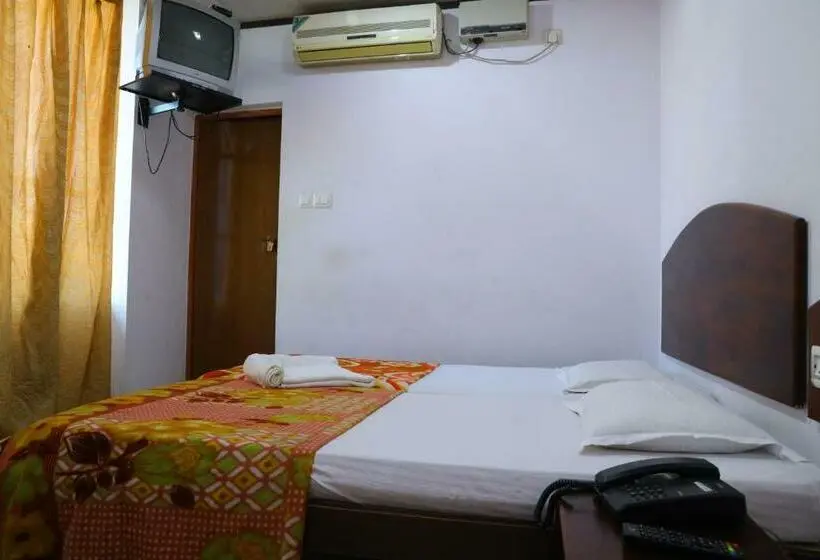 エコノミールーム, Ramanilayam Tourist Home
