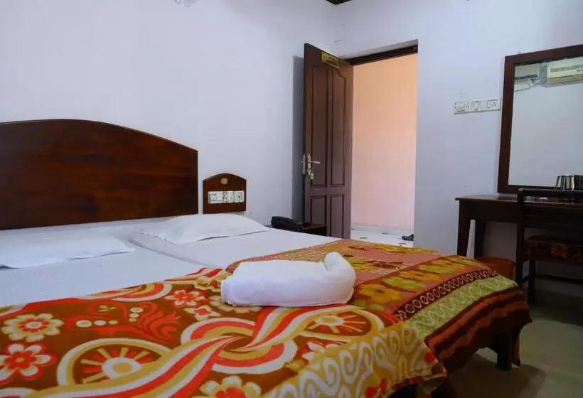 スタンダードルーム, Ramanilayam Tourist Home