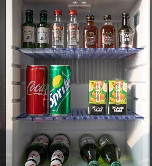 חדר דלוקס, The Crescent