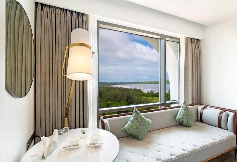 חדר סטנדרט, The Crescent