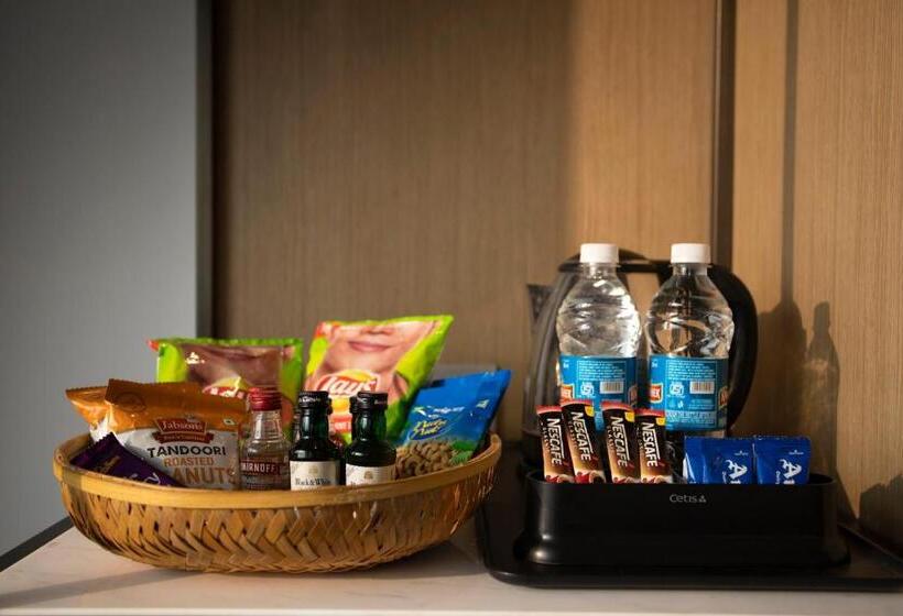 חדר דלוקס נוף לים, The Crescent