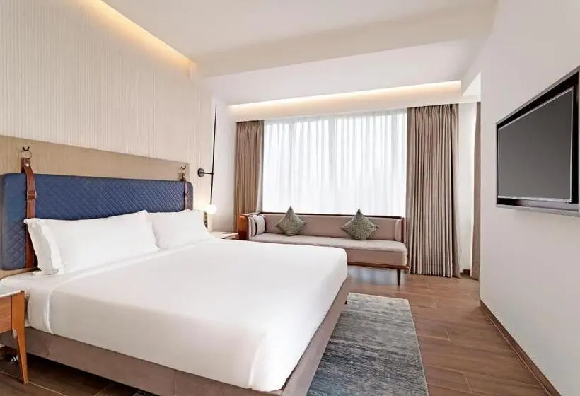 Deluxe Room Sea View, The Crescent