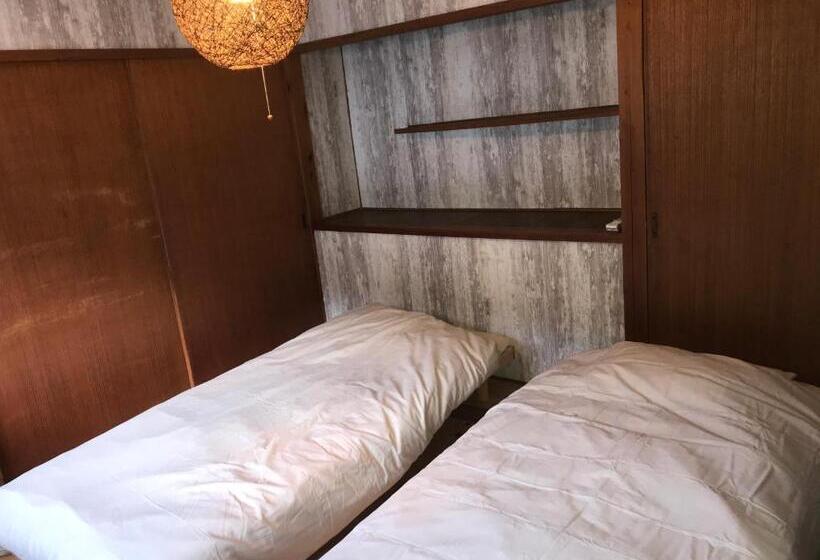 חדר אקונומי, 蒼 Aoi