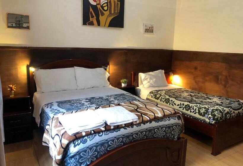 Standardzimmer Bad am Gang, Hostal Casa Franciscana