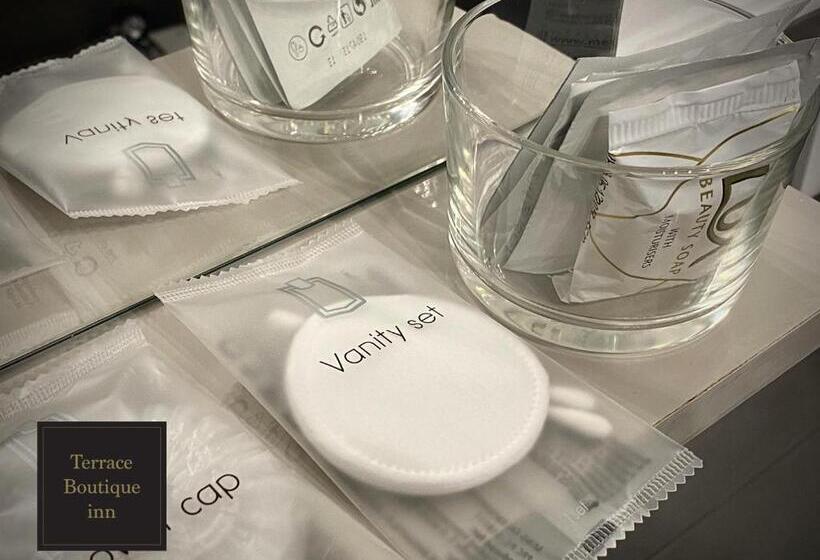 اتاق لوکس سه تخته, Terrace Boutique Inn