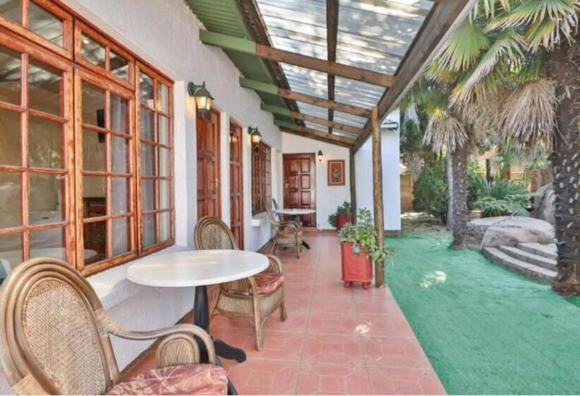 Quarto Economy, The Link Guest Lodge