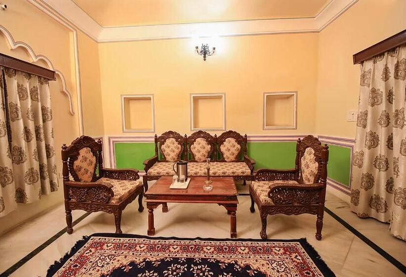 חדר סטנדרט, Rajmahal Palace By Kanota Hotels Near Bisalpur Dam