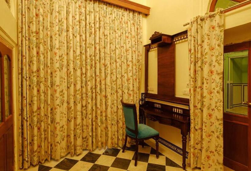 חדר דלוקס, Rajmahal Palace By Kanota Hotels Near Bisalpur Dam