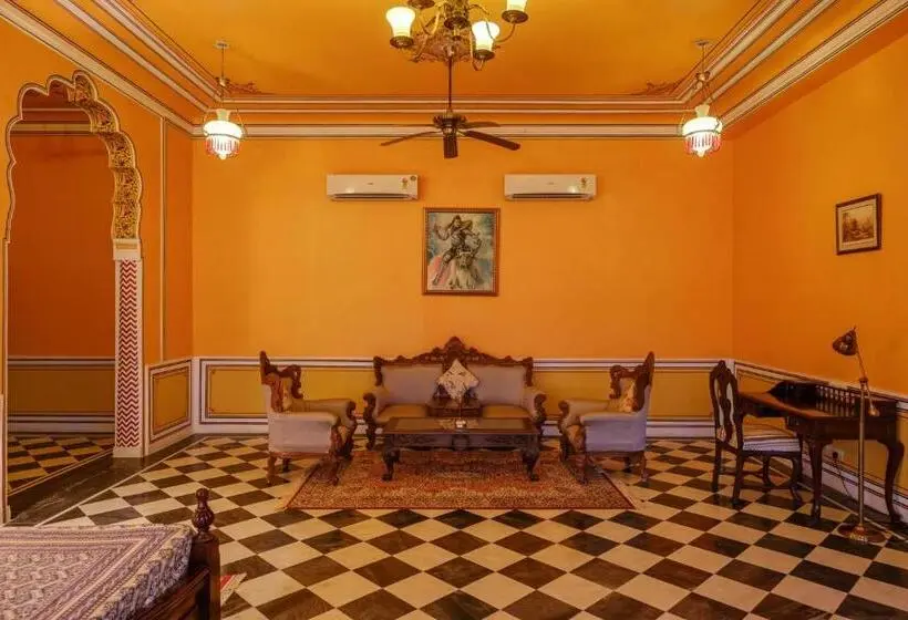 ロイヤルスイート, Rajmahal Palace By Kanota Hotels Near Bisalpur Dam