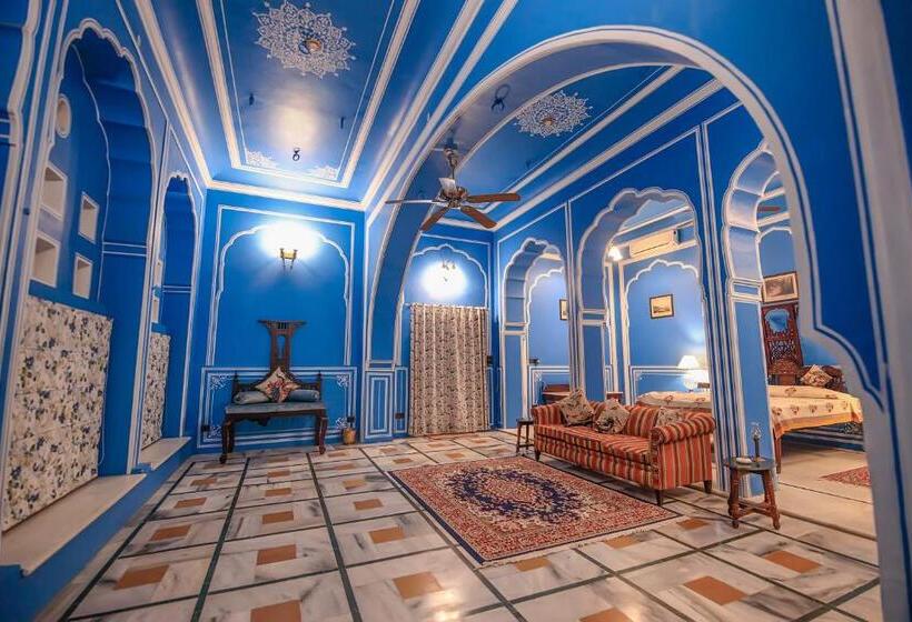 סוויטה מלכותית, Rajmahal Palace By Kanota Hotels Near Bisalpur Dam