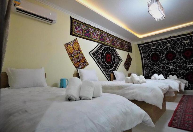Deluxe Neljän Hengen Huone, Samarkand сity Guest House