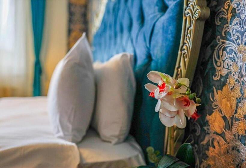 패밀리 스위트, Green Moringa Termal