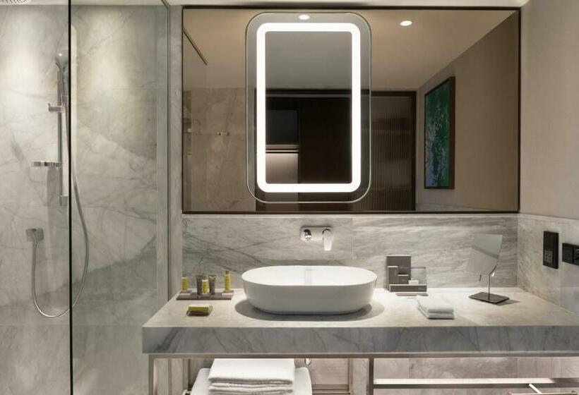 キングサイズベッドのエクゼクティブルーム, Izmir Marriott