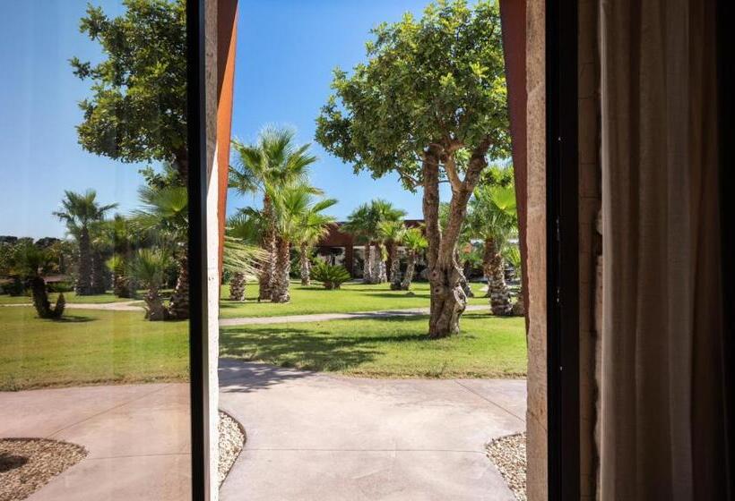 ベーシックトリプルルーム, Pietra D'acqua Resort & Spa By Geocharme