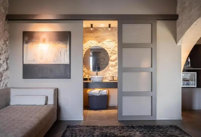 デラックストリプルルーム, Pietra D'acqua Resort & Spa By Geocharme