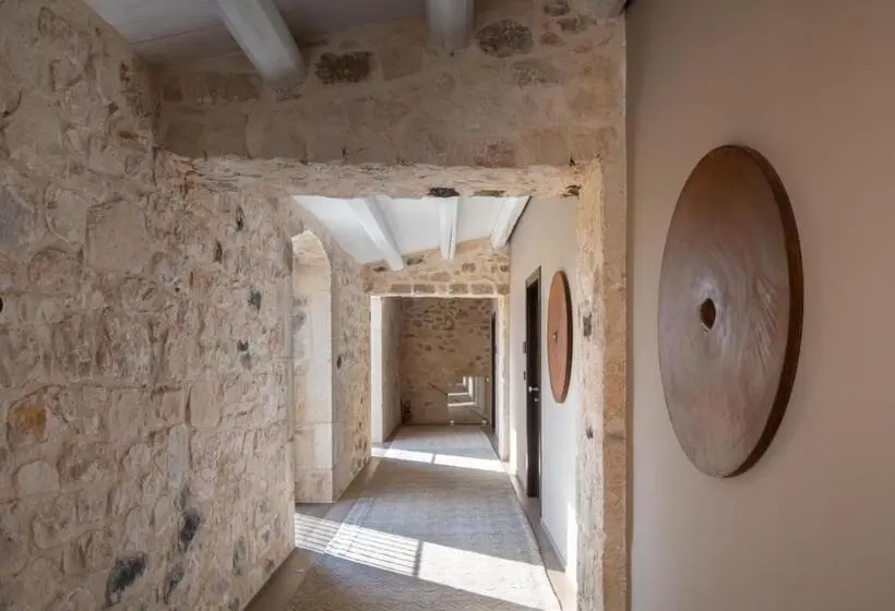 スイート, Pietra D'acqua Resort & Spa By Geocharme
