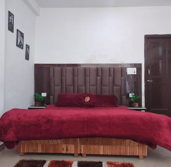 اتاق خانوادگی, Breathe Inn