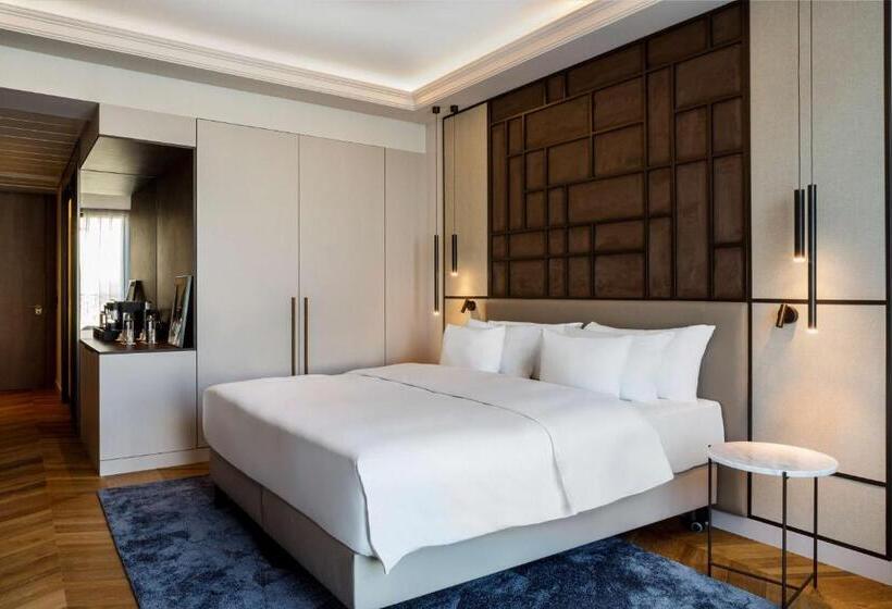 اتاق پرمیوم, Radisson Collection Hotel, Magdalena Plaza Sevilla