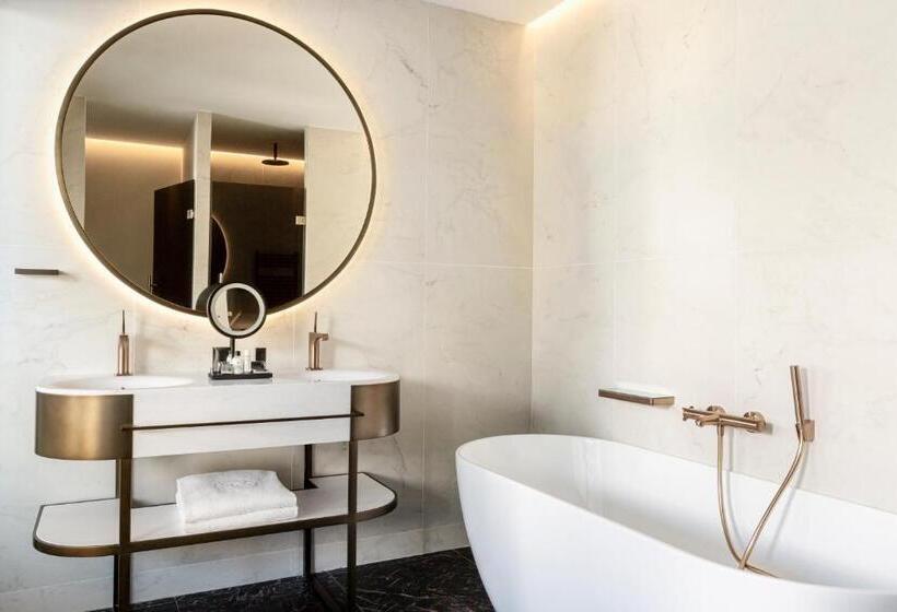 سوئیت پرزیدنت, Radisson Collection Hotel, Magdalena Plaza Sevilla