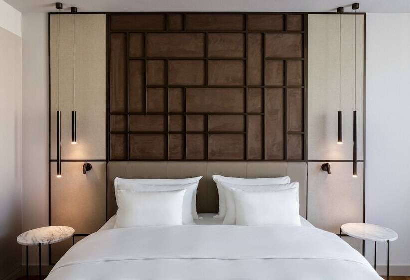 اتاق سوپریور, Radisson Collection Hotel, Magdalena Plaza Sevilla