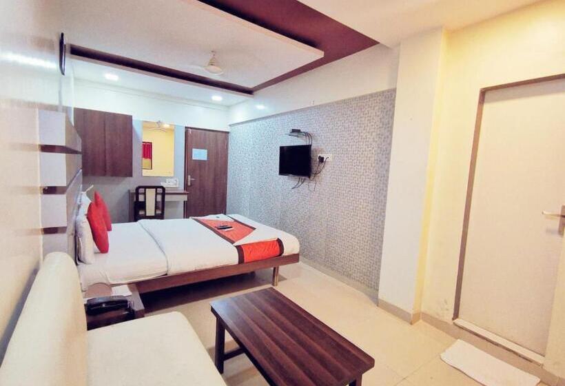 اتاق سوپریور, Sai Sharan Stay Inn Near Midc Turbhe, Navi Mumbai