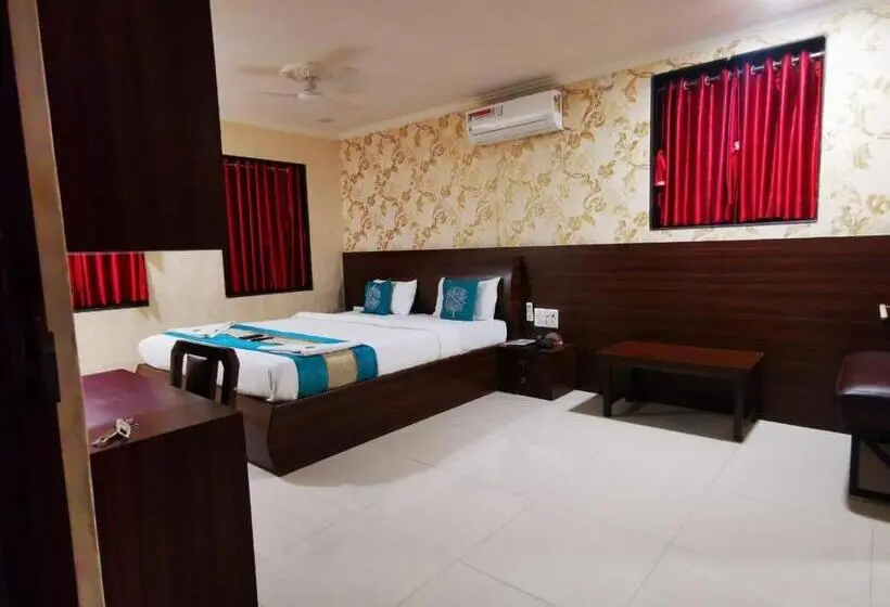 スイート, Sai Sharan Stay Inn Near Midc Turbhe, Navi Mumbai