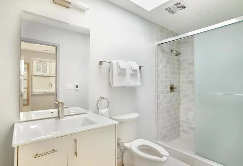 Huoneisto 1 Makuuhuone, The King Street House By Kasa