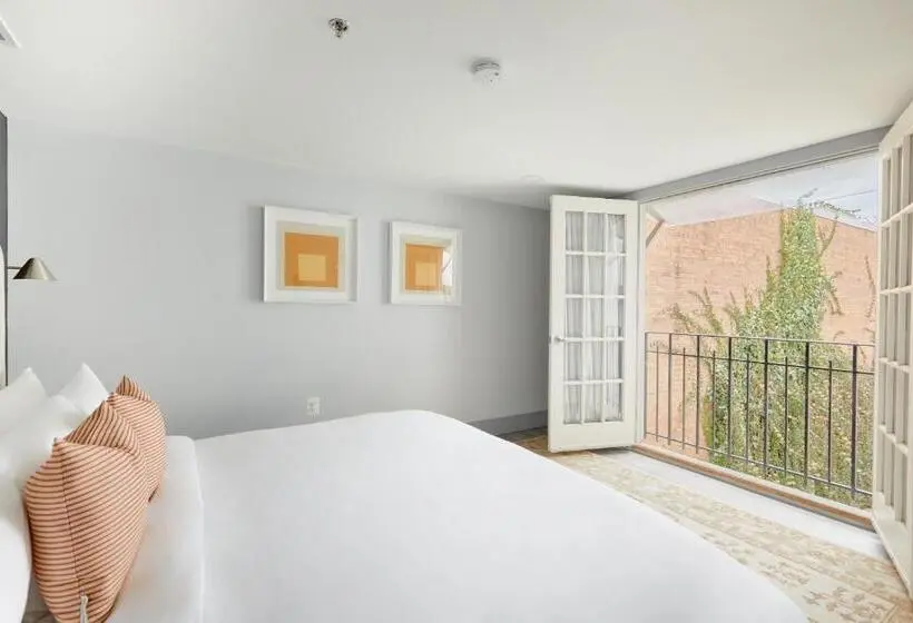 Superior-studio, The King Street House By Kasa
