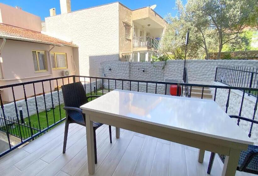 Quarto Triplo Estandar Vista Jardim, Azize Palas Apart Otel