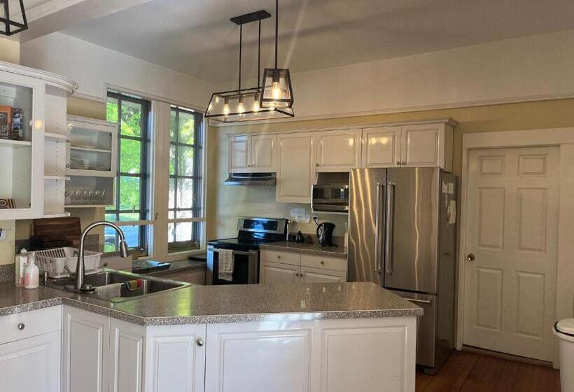 1ベッドルームハウス, The Copeland