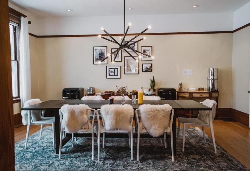 1ベッドルームハウス, The Copeland