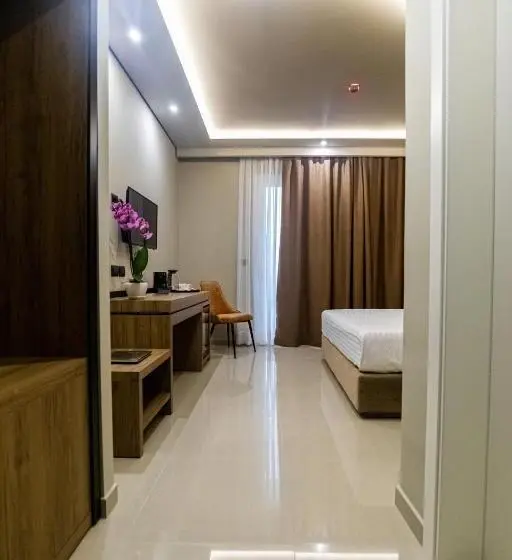 اتاق سوپریور با تخت بزرگ, Kraal Hotel Vlore