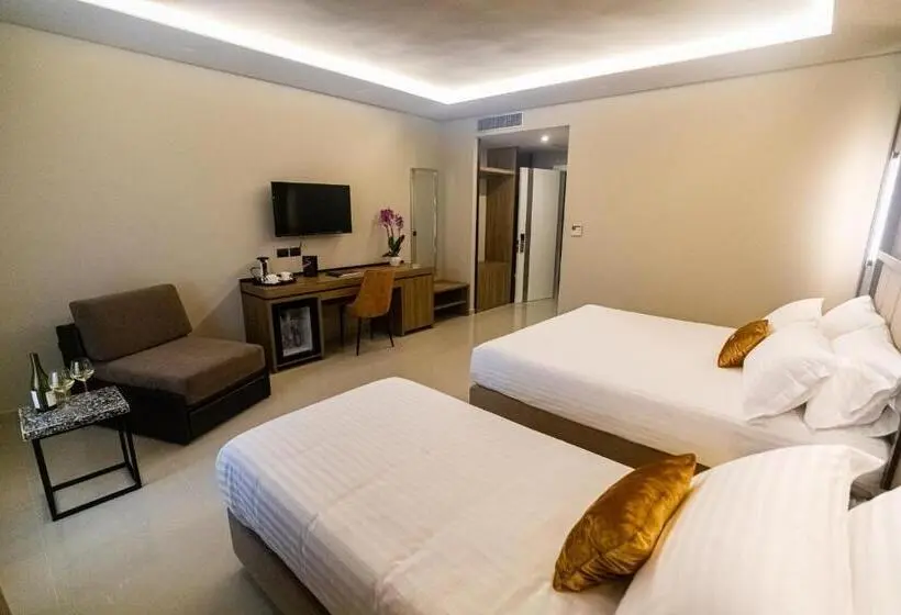 اتاق استاندارد سه نفره, Kraal Hotel Vlore