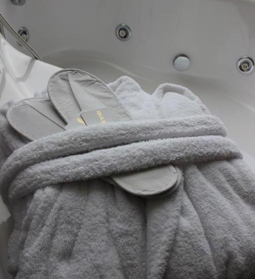 סוויטה נוף לים, Kraal Hotel Vlore