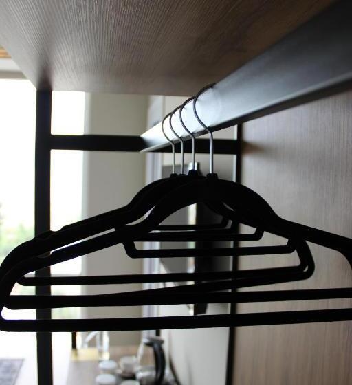 اتاق استاندارد چهار تخته, Kraal Hotel Vlore