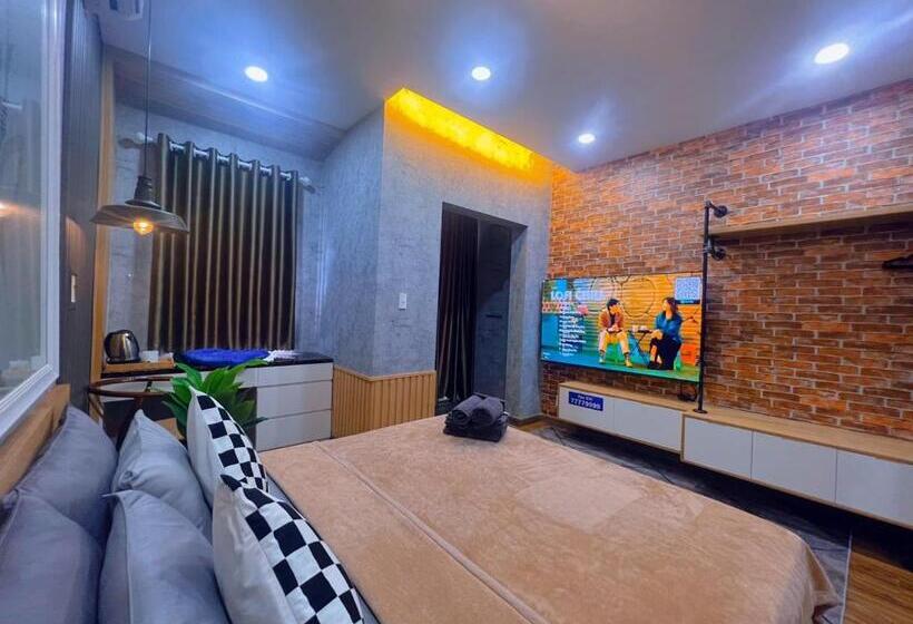 اتاق استاندارد با تخت بزرگ, Mis Hostel Cần Thơ