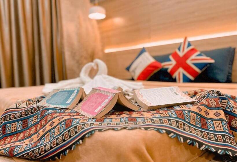 اتاق لوکس با تخت بزرگ, Mis Hostel Cần Thơ