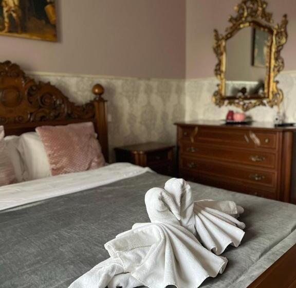 バルコニー付きスタンダードルーム, Pensiunea Baroc