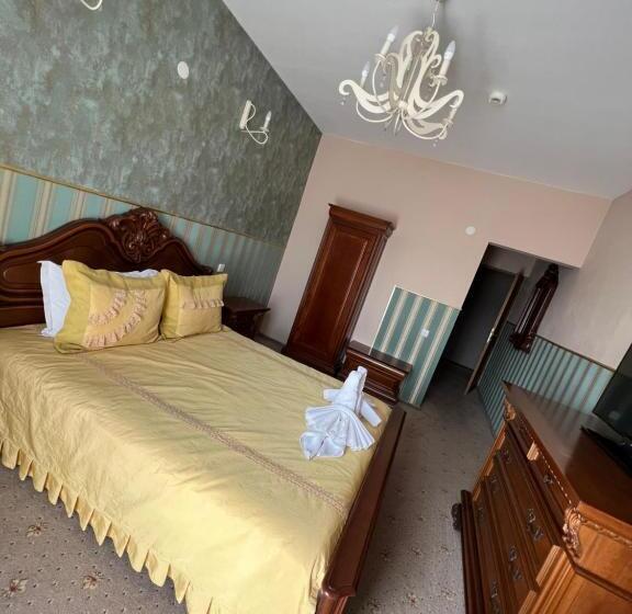 デラックスルーム, Pensiunea Baroc