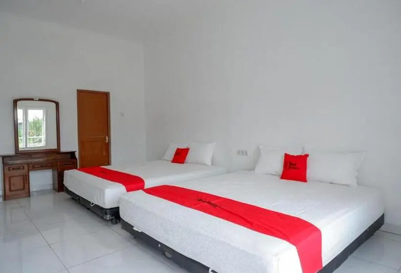 اتاق خانوادگی, Reddoorz Syariah Near Ums Solo
