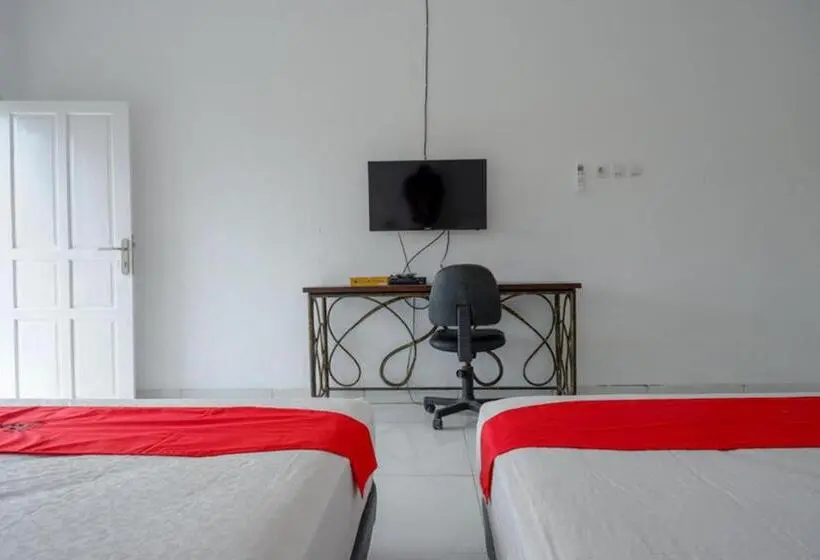 اتاق خانوادگی, Reddoorz Syariah Near Ums Solo